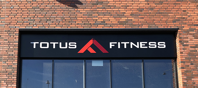 Skyltat på Totus Fitness